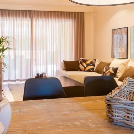 Lejlighed Aloha Hill Club 5 Star Golf Near Ppuerto Banus, Playground Of The Rich And Famous *