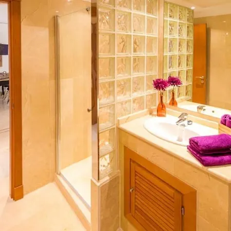 Lejlighed Aloha Hill Club 5 Star Golf Near Ppuerto Banus, Playground Of The Rich And Famous Marbella