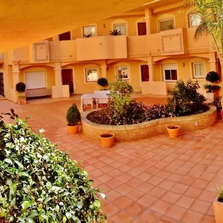Aloha Hill Club 5 Star Golf Near Ppuerto Banus, Playground Of The Rich And Famous * Marbella
